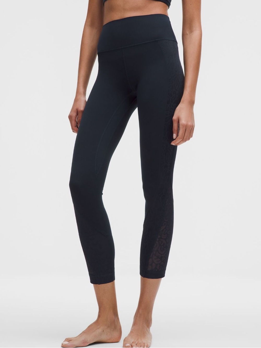Lululemon nulu paisley lace overlay tight 25”